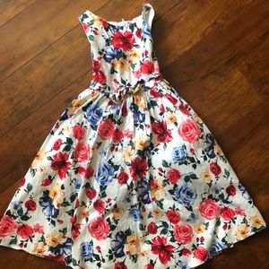 Girls dress